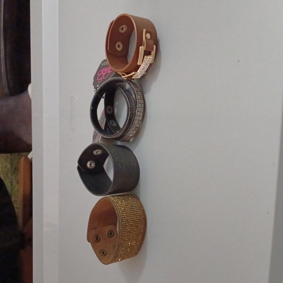 Lot of 4 snap bracelets Paparazzi - Picture 1 of 3